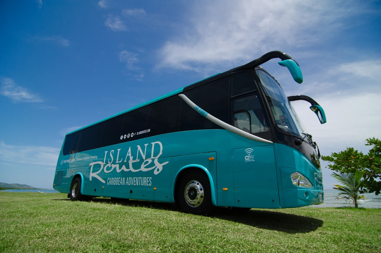 Island Routes Premium Luxury Coach Fleet