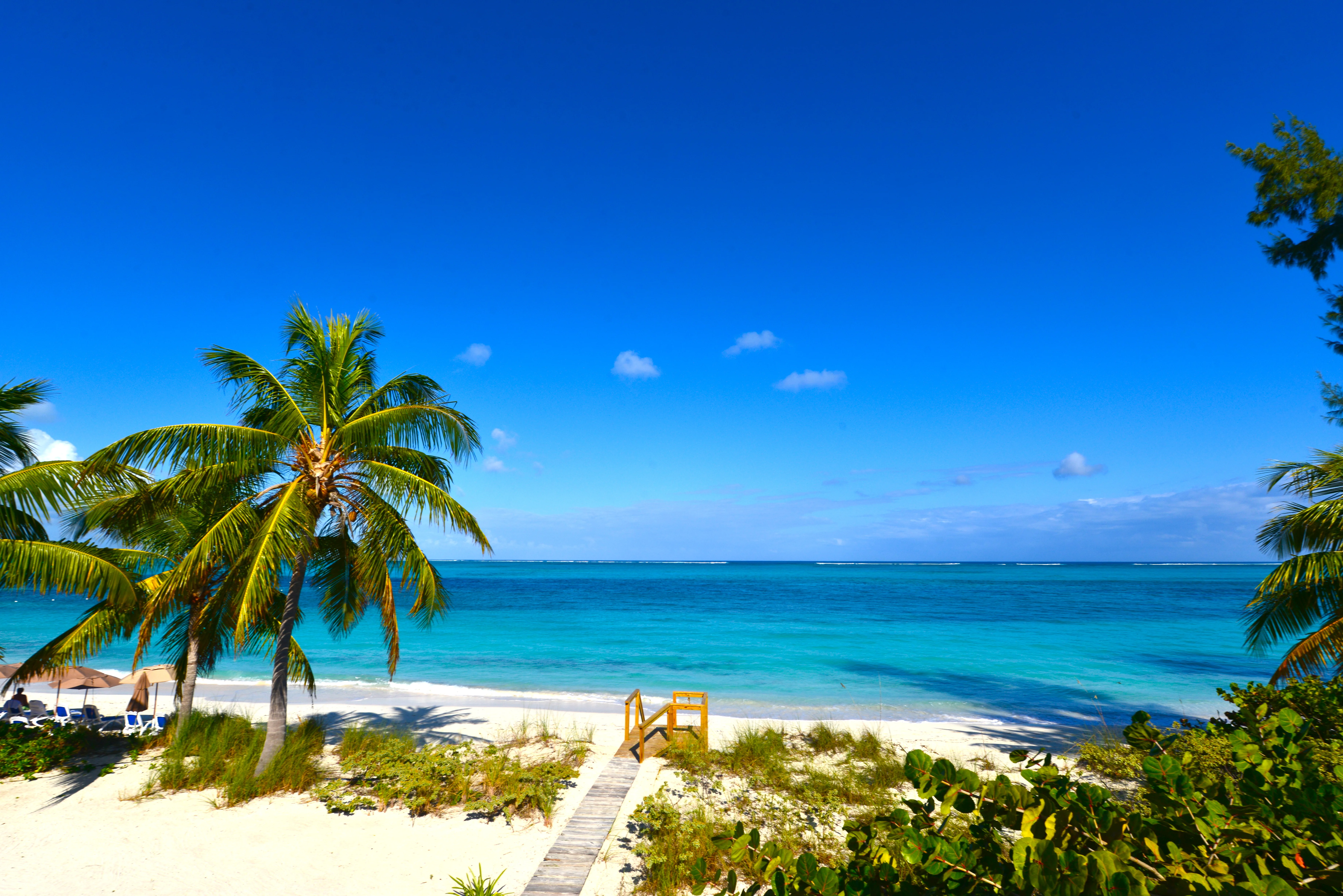 Grace Bay sailing views on a catamaran cruise